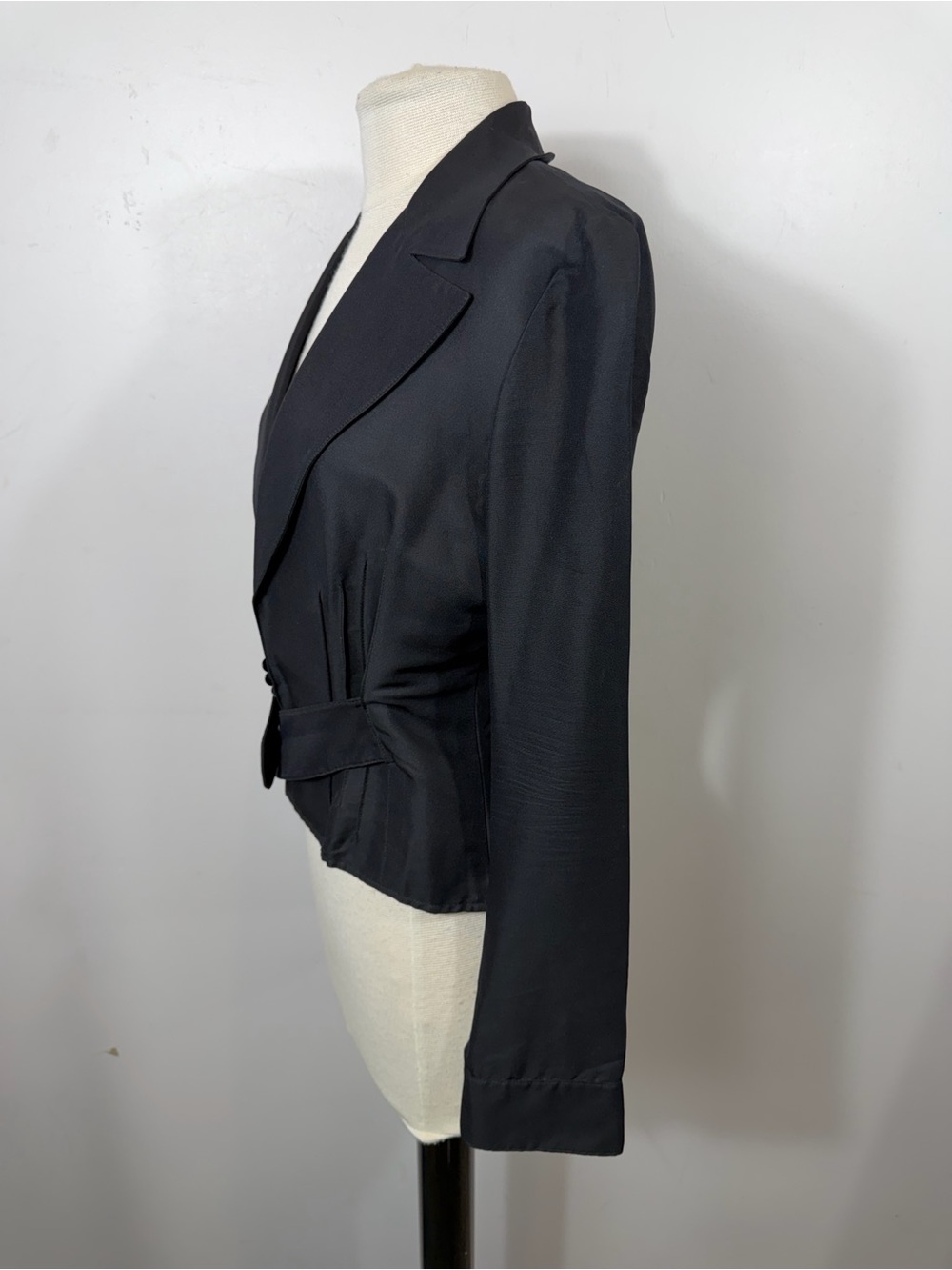 Vintage Valentino Boutique Black Silk Cropped Blazer Jacket Italy US Small - Picture 7 of 13